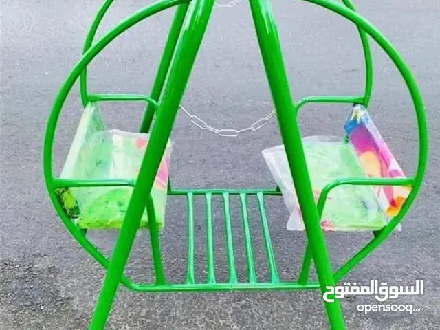 مرجيحة مزدوجة للاطفال تمنح الطفل جوا من المتعة واللعب مرجيحه حديد بمواصفات عاليه وتصنيع
