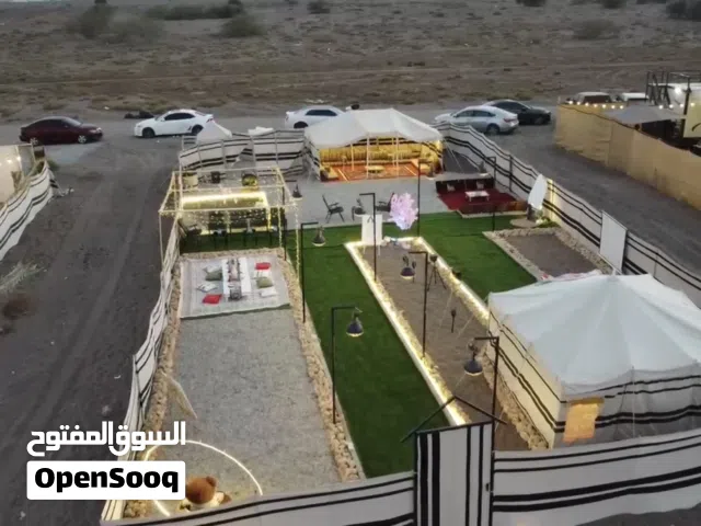 مخيم شبه متكامل