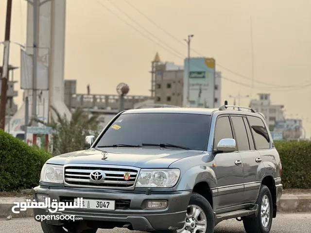 Used Toyota Land Cruiser in Aden