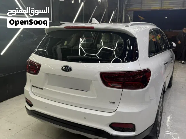 Used Kia Sorento in Basra