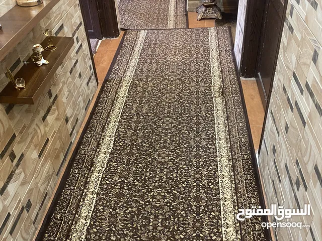 سجاد عجمي اماراتي سجاد ممرات بحاله الوكاله