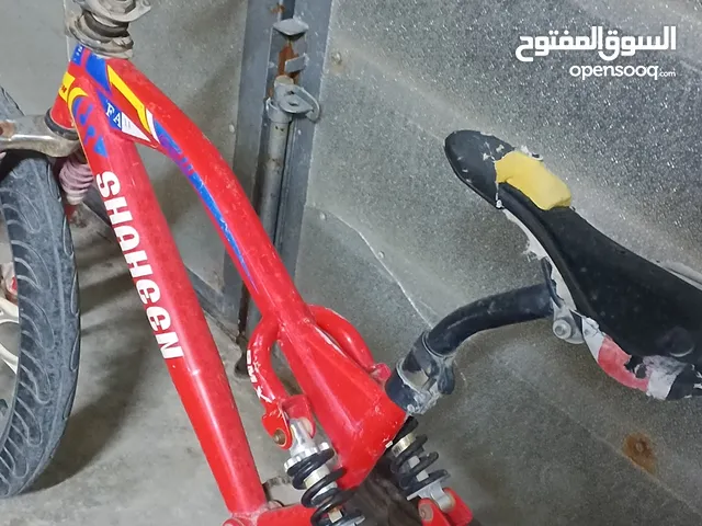 بايسكل BMX لون احمر للبيع