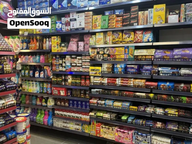 سوبر ماركت للبيع في نابلس على الشارع الرئيسي
