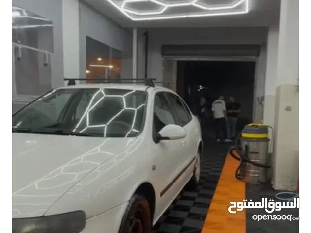 سيات توليدو اصل عمومي نظيفة ومدهونة شغل وامشي