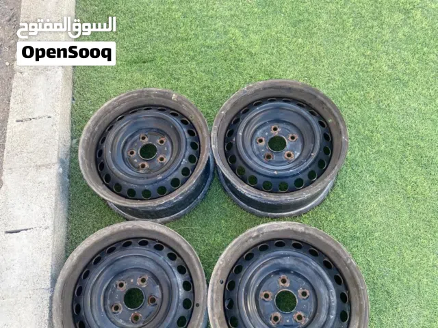إطارات مستعملة مقاس 16 بوصة من ماركة أخرى لسيارات متنوعة