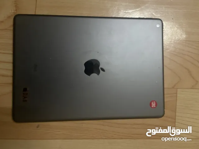 Apple iPad 7 128 GB in Al Dakhiliya