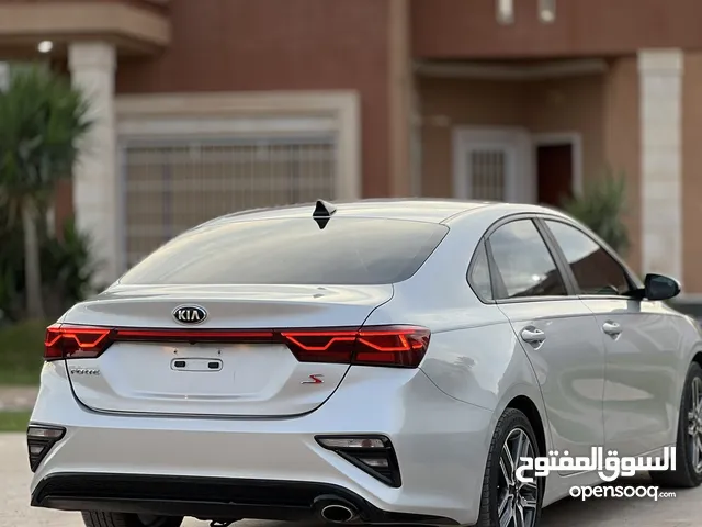 Used Kia K3 in Tripoli