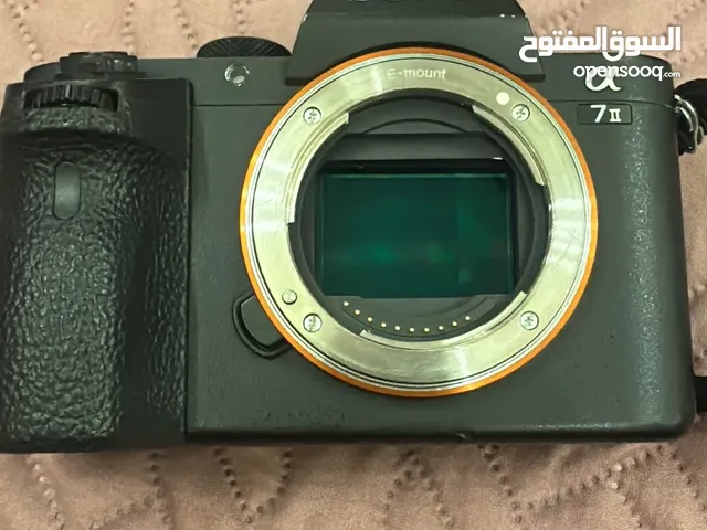 كاميرا Sony A7ii + شنطة + بطاريات + كروت ذاكرة – حالة ممتازة