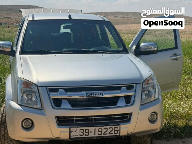 2012 ايسوزو D-ماكس LS