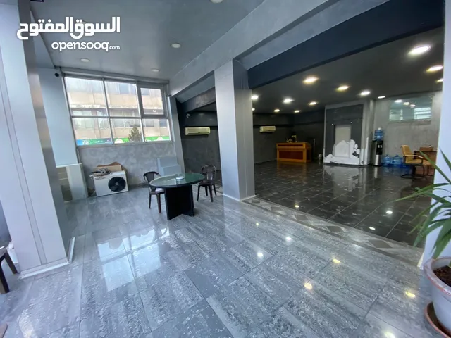 225 m2 Showrooms for Sale in Amman Wadi Saqra