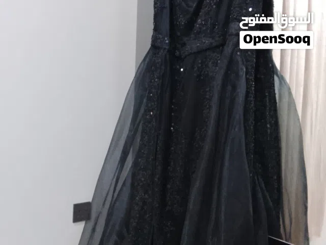 ب40ريال اللون ملك الالوان