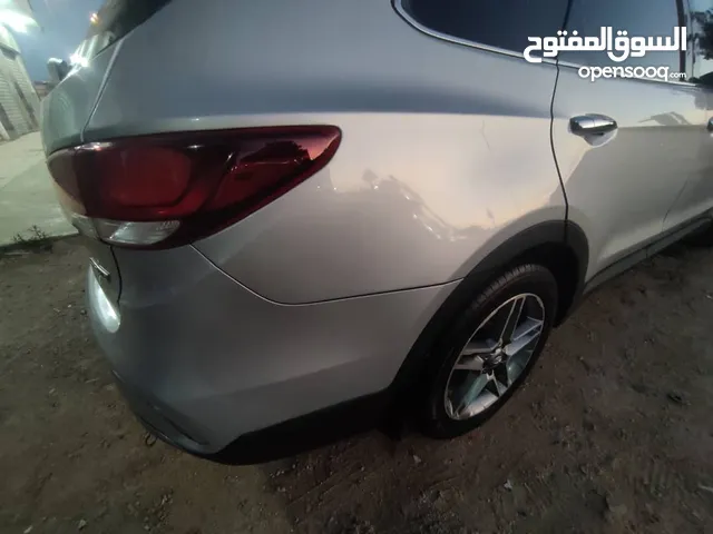 Used Hyundai Santa Fe in Benghazi