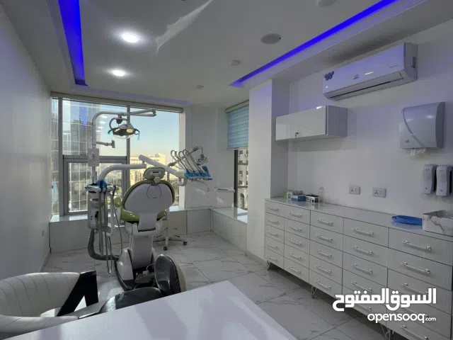 عيادة اسنان للضمان في مركز اسنان ؛ الجاردنز