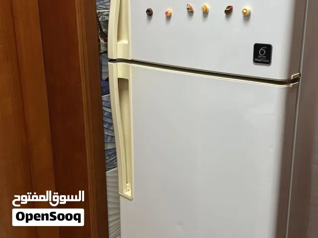 تلاجة بحالة جيدة fridge in a good condition