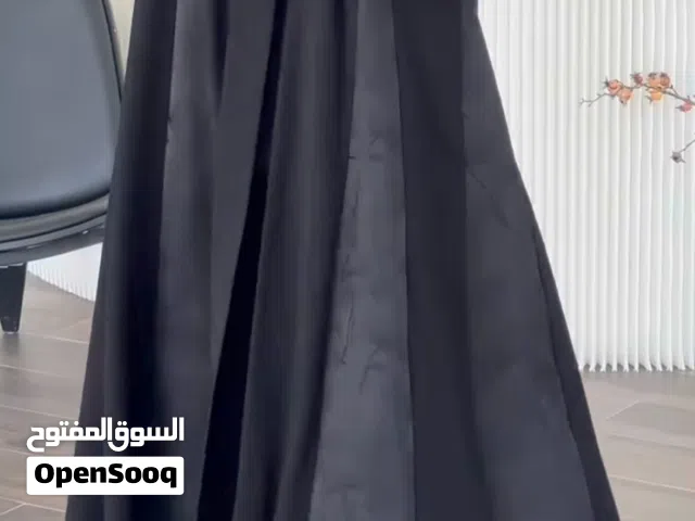 عبايا للبيع