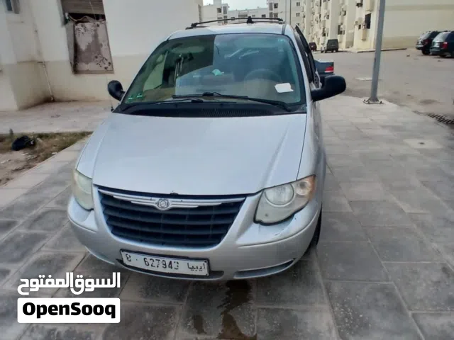 2007 كرايسلر اخرى