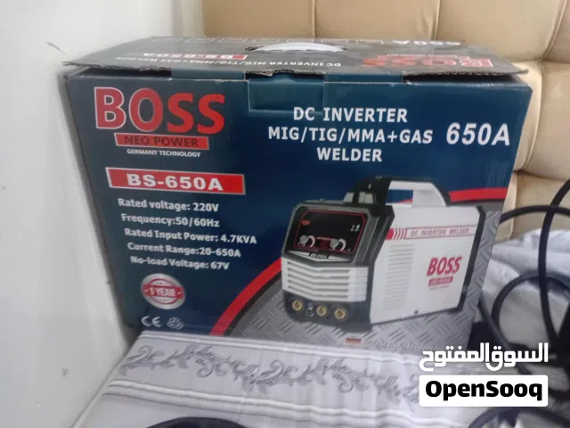 ألة لحام Boss 650A