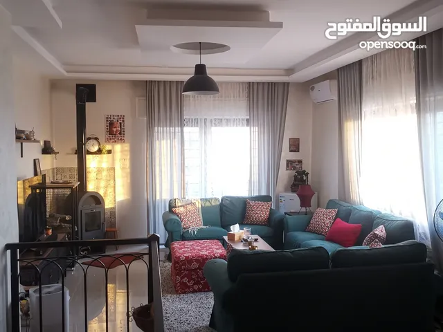 215 m2 3 Bedrooms Apartments for Rent in Amman Al Bnayyat