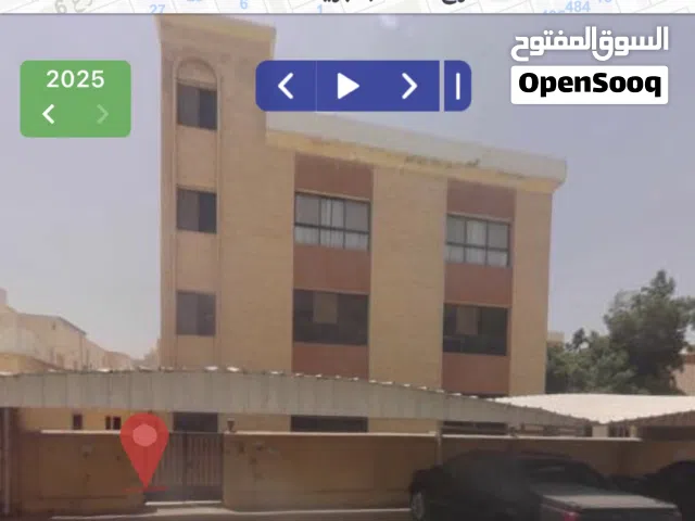 500 m2 More than 6 bedrooms Townhouse for Sale in Hawally Salam