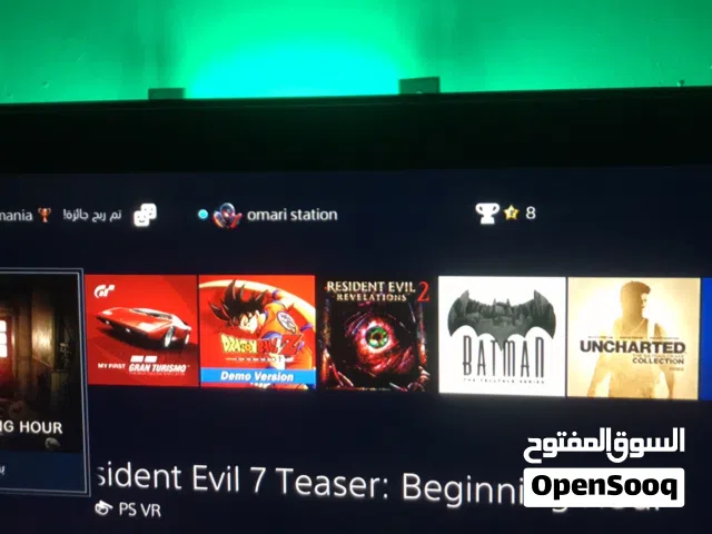 PS4 + ايفون 7 بلس +ماوس وكيبورد