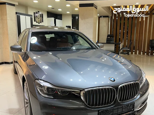 BMW 740Le 2017 وارد شركه ابو خضر مالك اول فل كامل اعلى تصنيف فحص كامل بحاله الوكاله