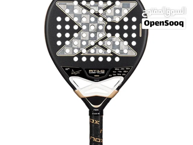 AT10 GENIUS 18K ALUM BY AGUSTIN شنتة + اوزان + overgrip TAPIA 2026