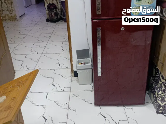 ثلاجة للبيع