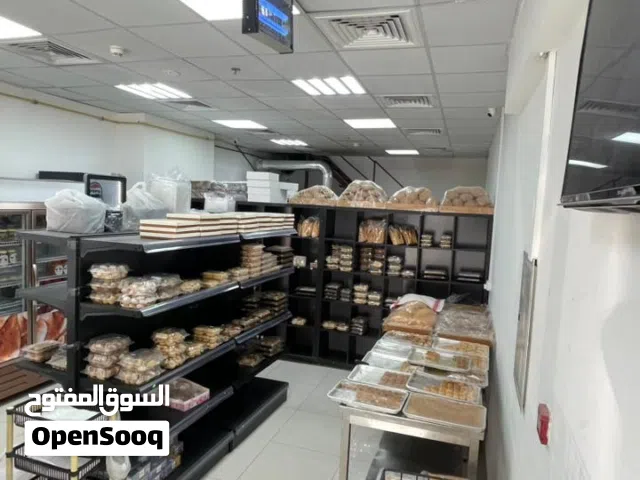 مخبز مجهز بالكامل للبيع مع رخصه ومعدات قوية
