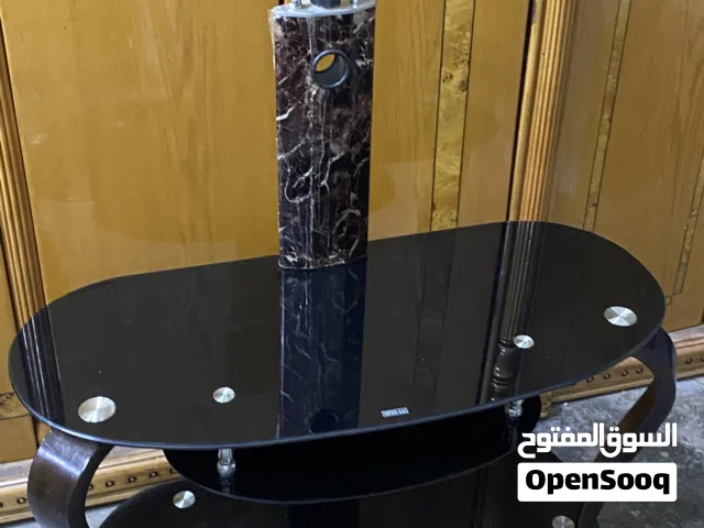 طاولة شاشة بسعر لقطة للبيع