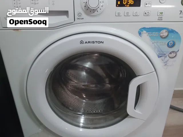 غسالة فل اتوماتيك نوع اريستون 7kg بحاجة إلى  صيانه للبيع
