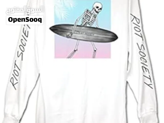 تي شيرت بأكمام طويلة من Riot Society بطبعة هيكل عظمي يتزلج