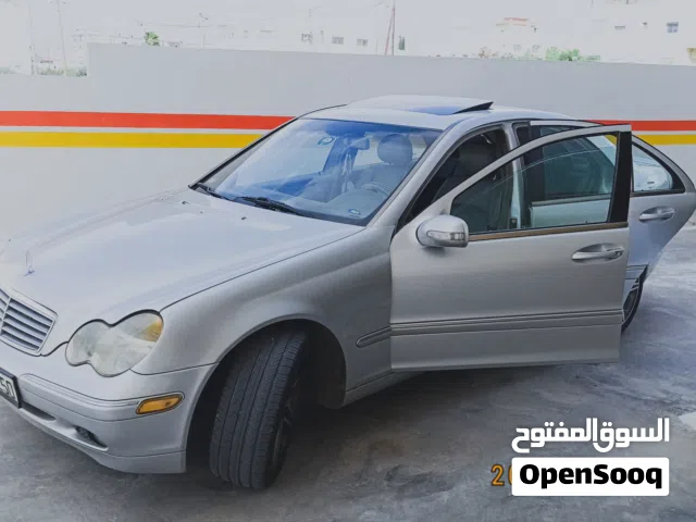 2003 مرسيدس بنز الفئة-C C 240