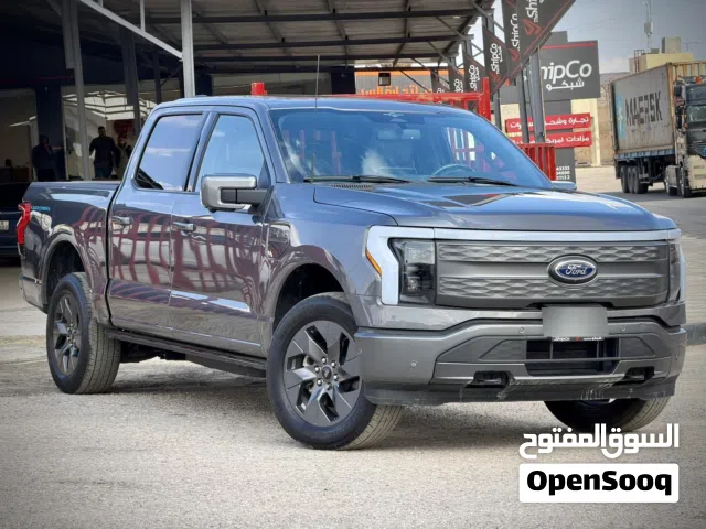 2023 فورد F-150 لايتنينج Lariat