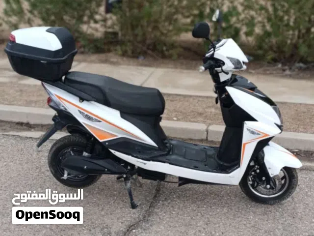 سكنز للبيع مستعجل