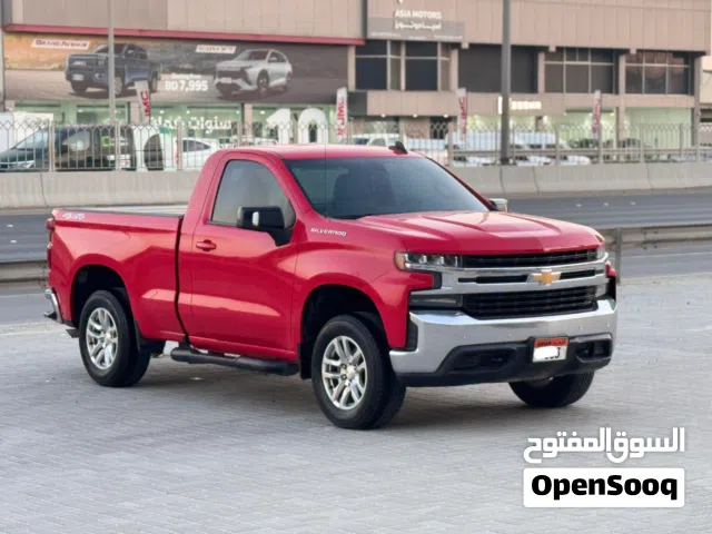 Chevrolet Silverado LT 2019 (Red)
