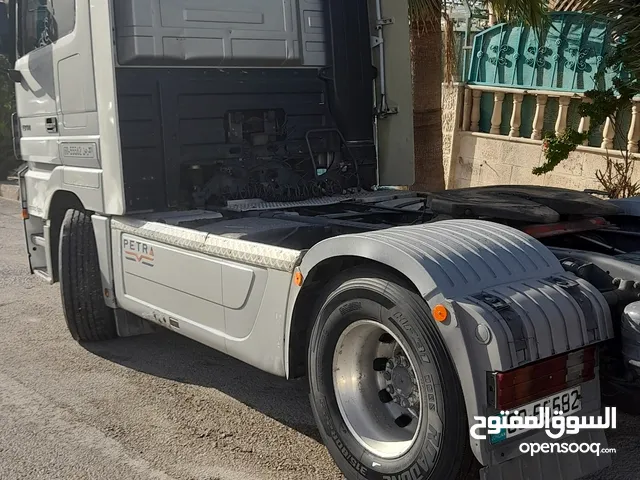 Tractor Unit Mercedes Benz 2005 in Amman