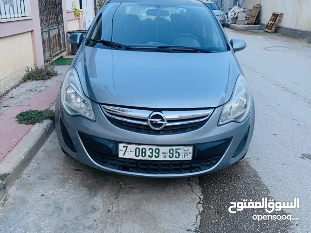 اوبل كورسا 2014 مطور 1400 جير عادي السياره جديده اصل برايفت
