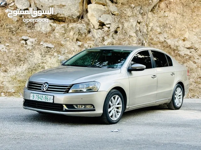 Used Volkswagen Passat in Hebron