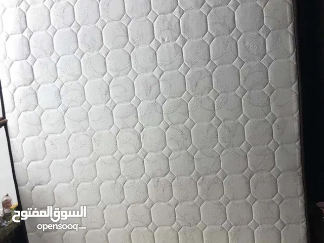 فرشة مزدوجه زمبركيه ماركه التوئم ارتفاع 33سم مواصفات عاليه استعمال خفيف