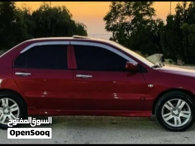 2010 ميتسوبيشي لانسر GLX