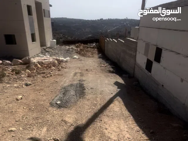 ارض دونم مع بيت مستقل .