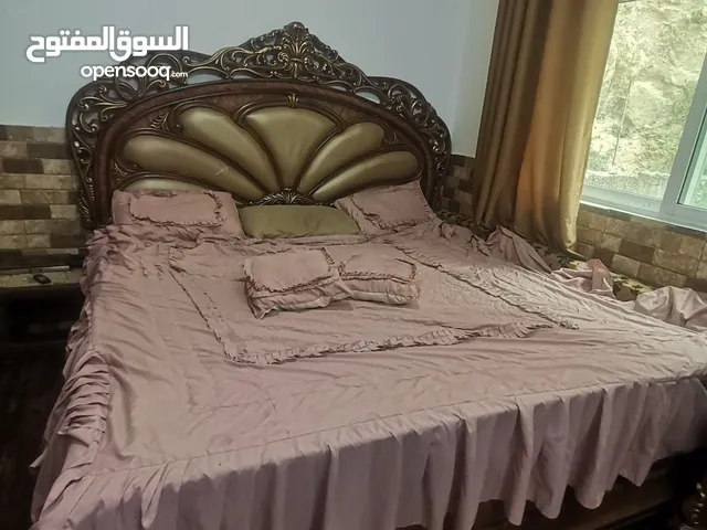 غرفة نوم بحاله جديده ورائعه