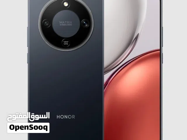 الهاتف ب حاله الوكاله استعمال شهر فقط كرتونه معه شاحنه الاصلي كلشي موجود.