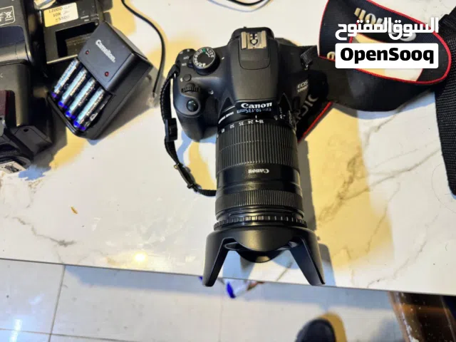 canon EOS 1200D