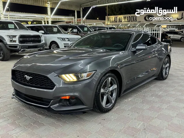 Ford Mustang 2015 V6 in excellent condition well maintained very clean