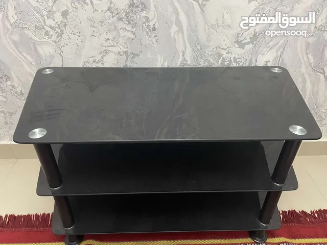 بيعه سريعه طاوله تلفاز جزاز نضيفه شبه جديد