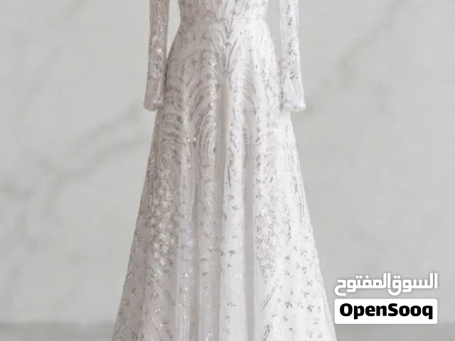 فستان فاخر جديد تماماً للمناسبات الكبيرة (زفاف/خطوبة) - قطعتين مع جاكيت شك بالكامل بالخرز والبرق