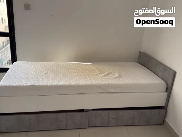 اثاث للبيع