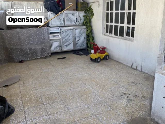 100 m2 1 Bedroom Apartments for Rent in Basra Maqal