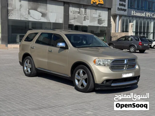 Dodge Durango 2011 (Gold)